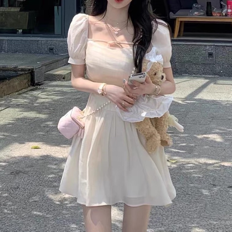 ❤️現貨在台，短裙 溫柔風 收腰 顯瘦 甜美 泡泡袖 中長款 禮服 方領 連衣裙 長裙 公主 伴娘
