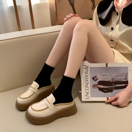 樂福鞋 包頭半拖鞋女2023夏季新款英倫風松糕底小皮鞋一腳瞪無后跟鞋