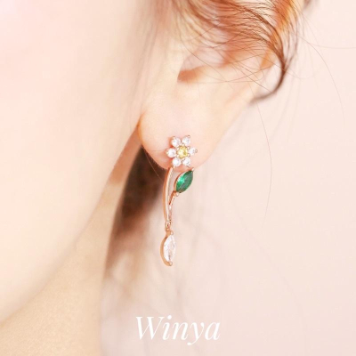 【winya 韓國飾品 現貨 】正韓 太陽 向日葵 耳環 銀針 耳夾 矽膠耳夾 耳針