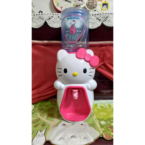 凱蒂貓 hello kitty 桌面迷你 飲水機 型號8杯水 約2.5升 380