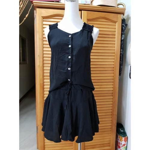 °☆ 珮齊精品舖 ☆° 黑色背心褲裙套裝